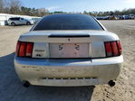 Ford Mustang 2000