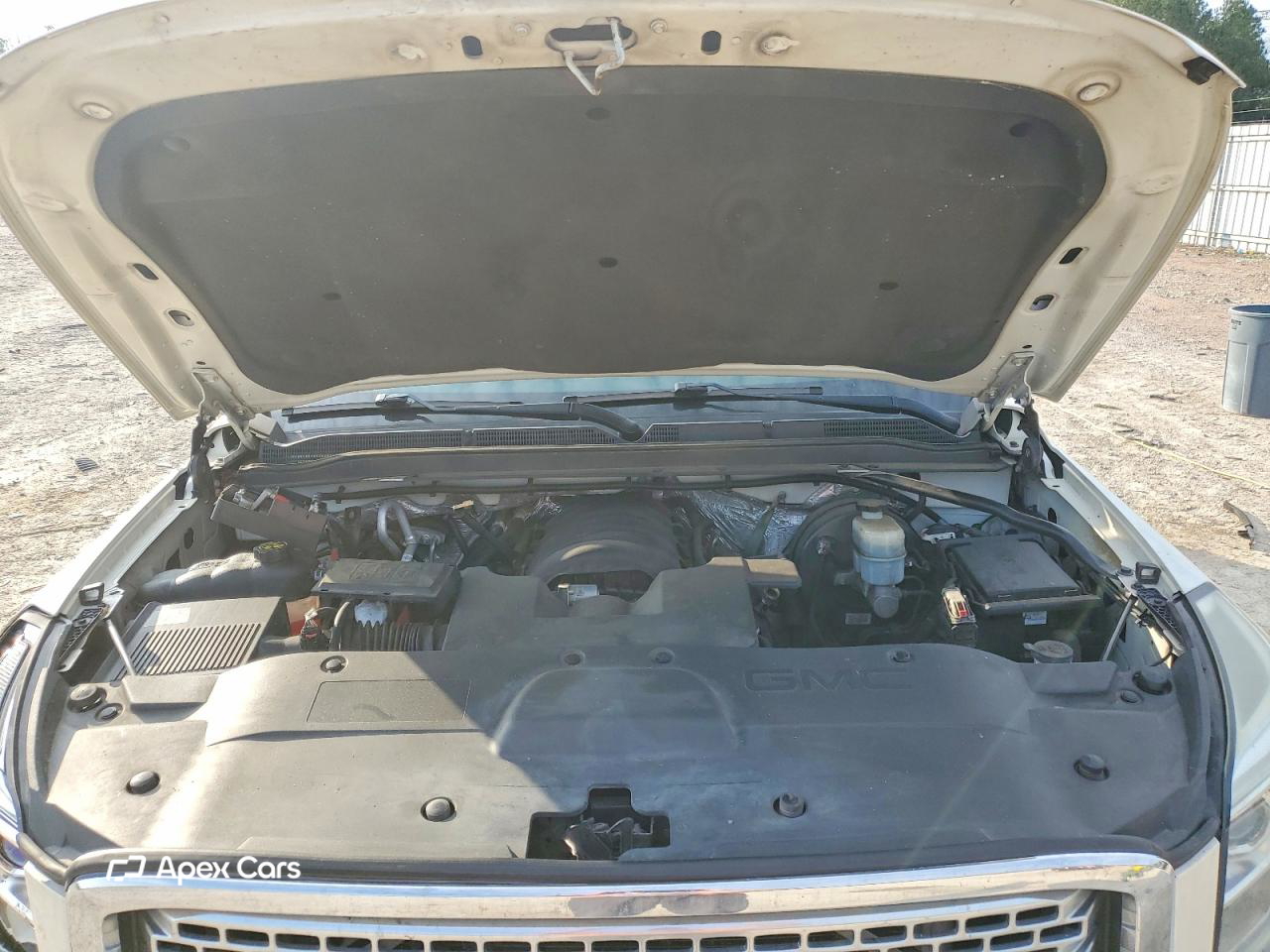 GMC Yukon 2015