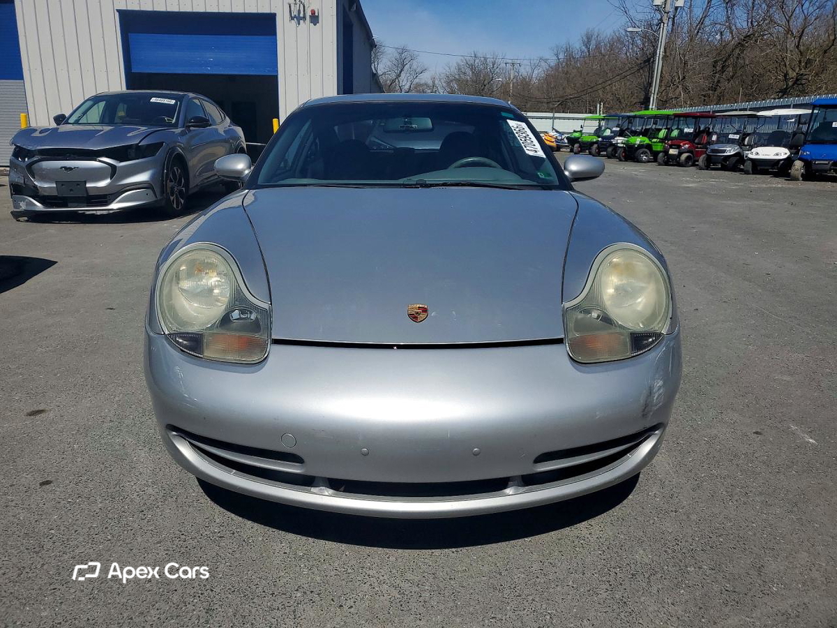 Porsche 911 2000