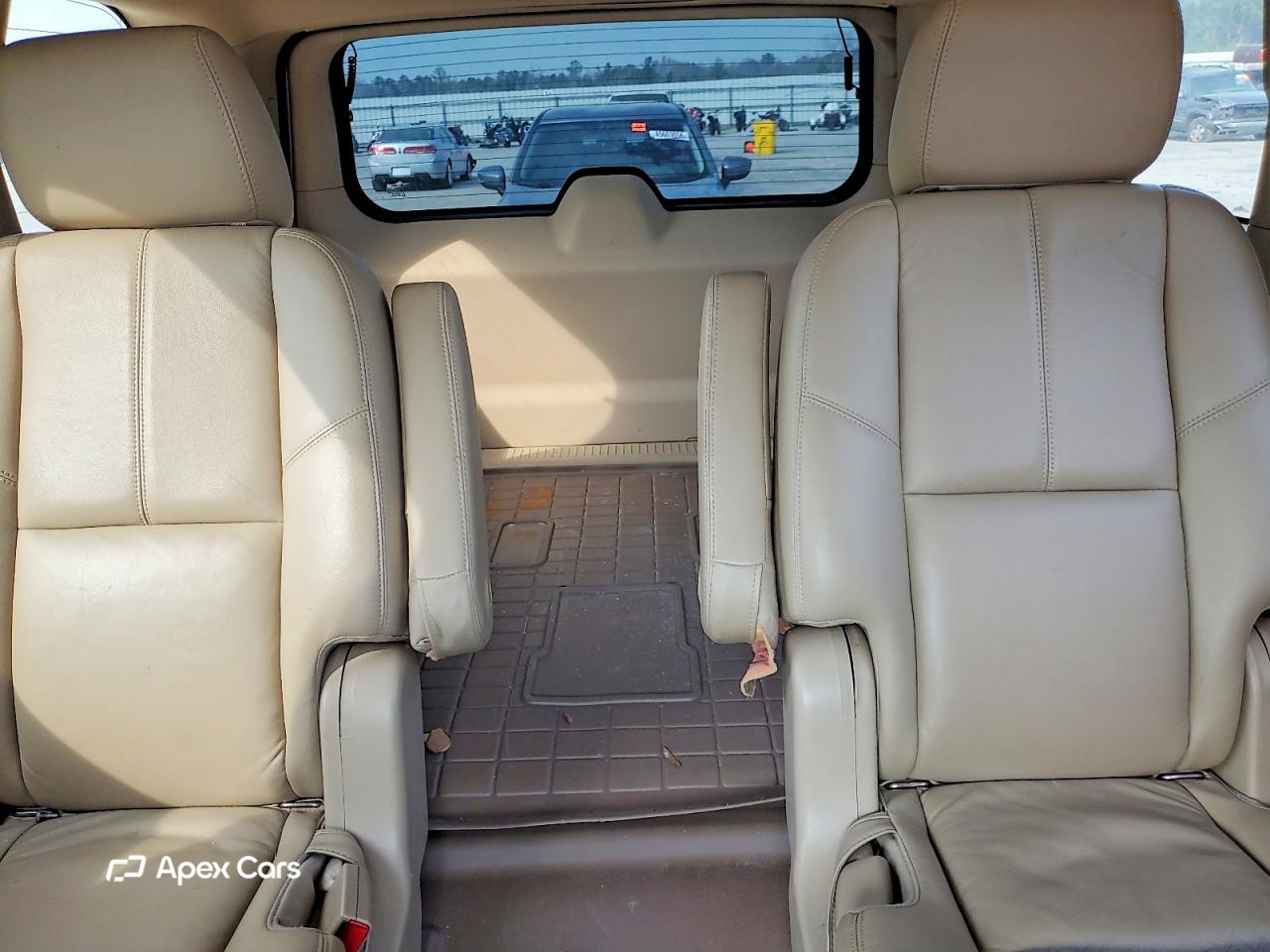 Chevrolet Tahoe 2011