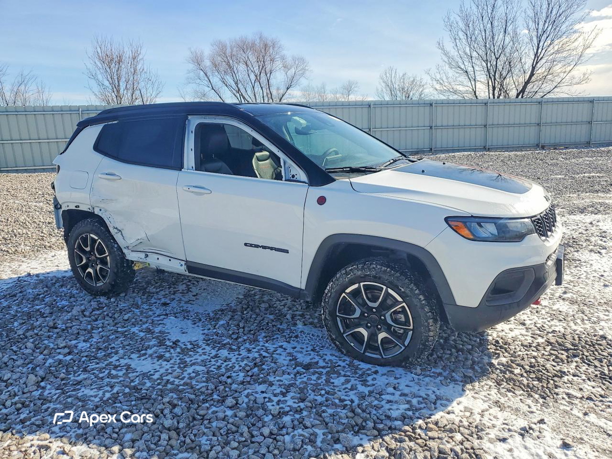 Jeep Compass 2025