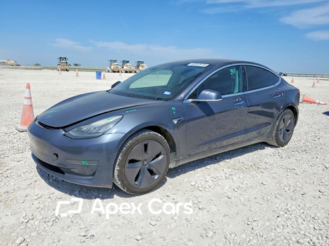Tesla Model 3 2020 - Image 1 of 14
