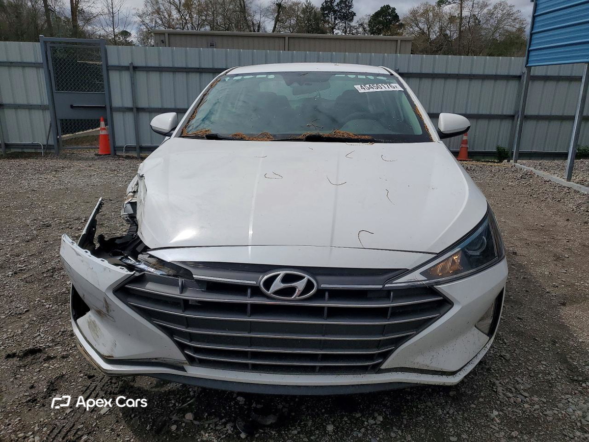 Hyundai Elantra 2020