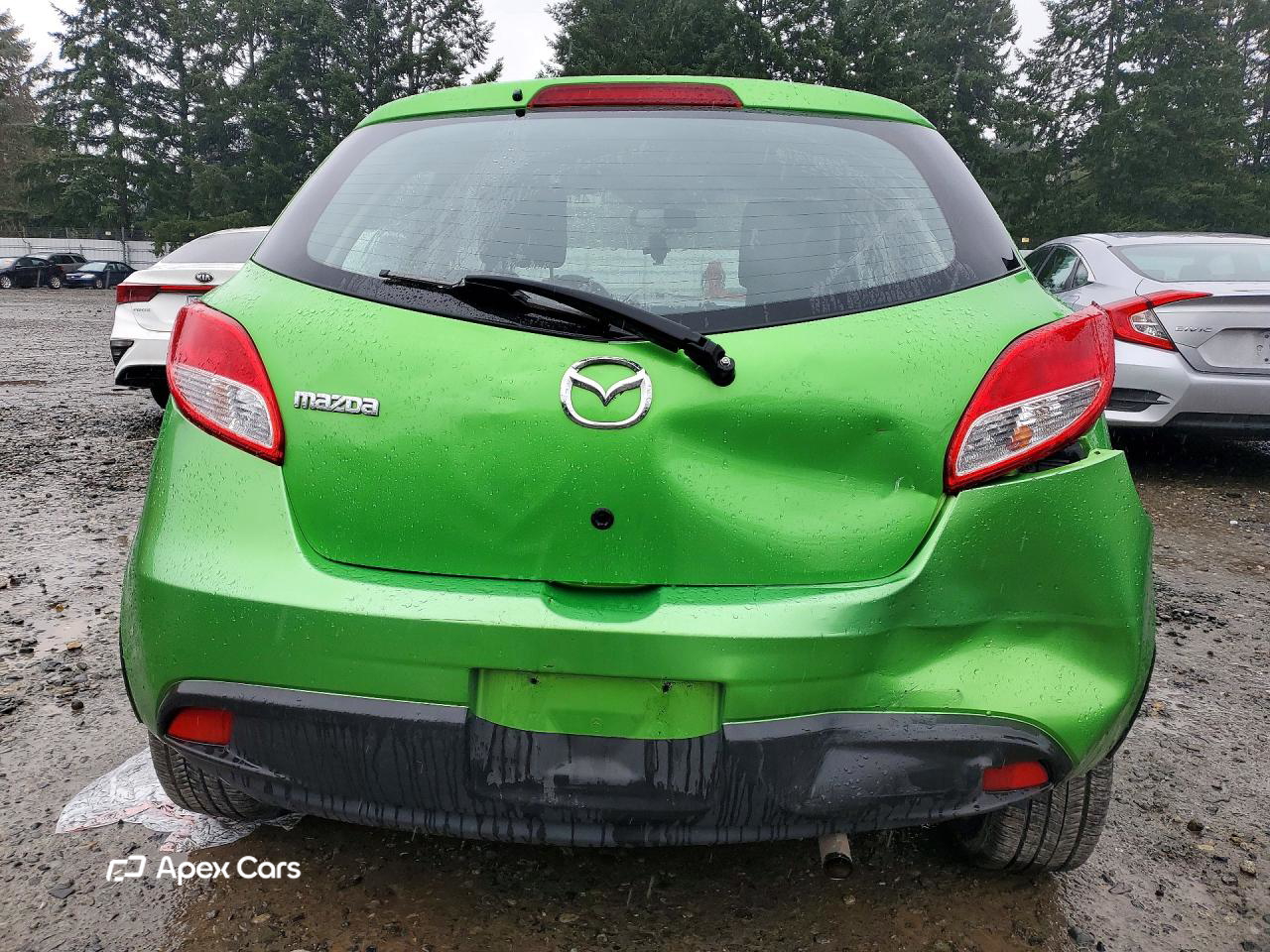 Mazda 2 2011