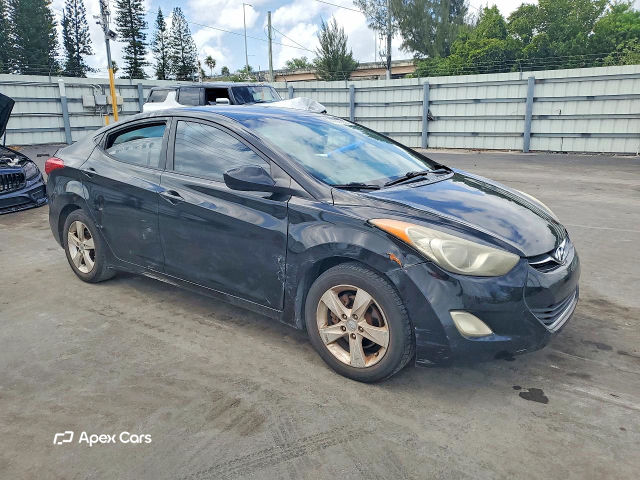Hyundai Elantra 2012