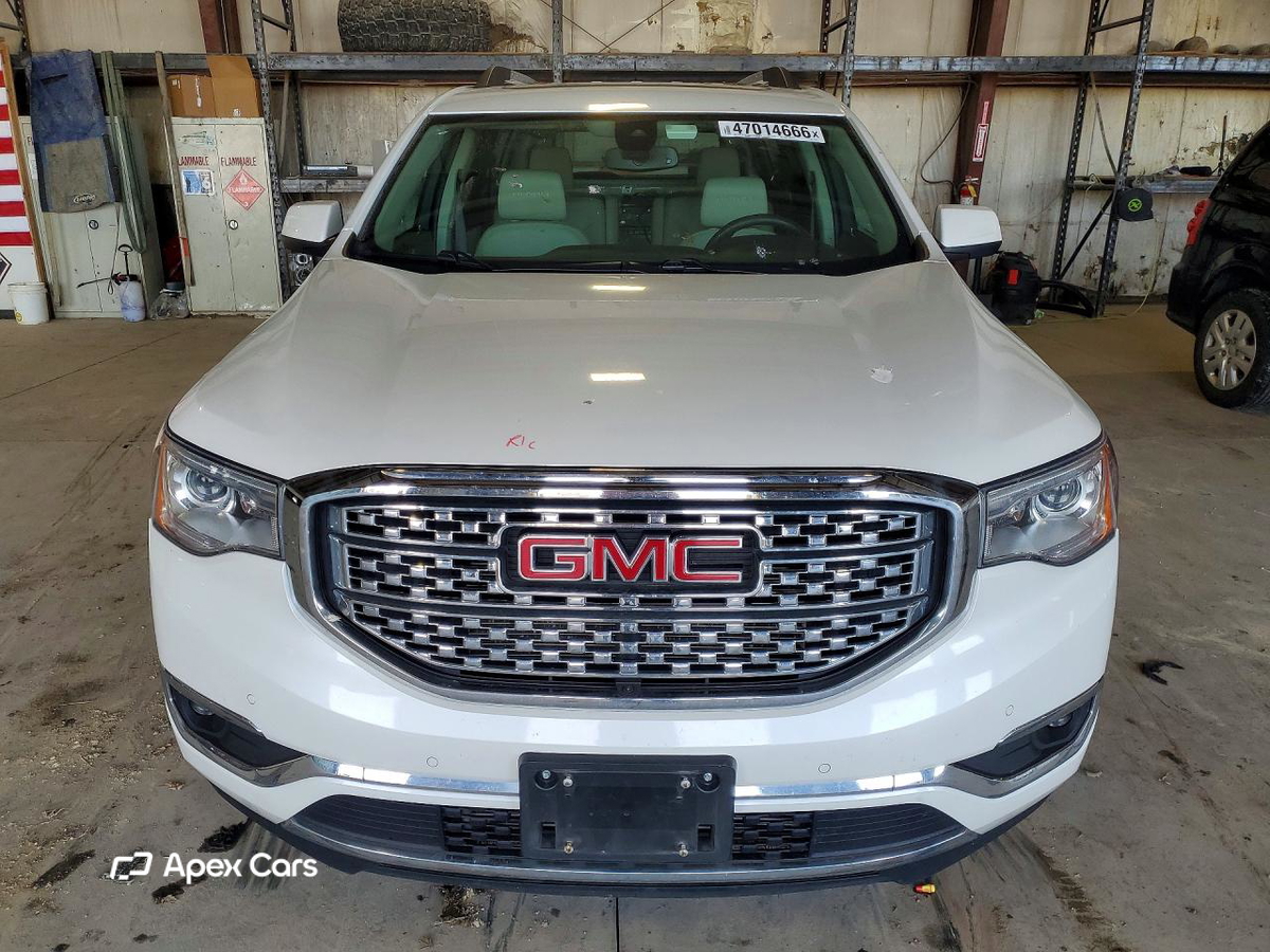 GMC Acadia 2017