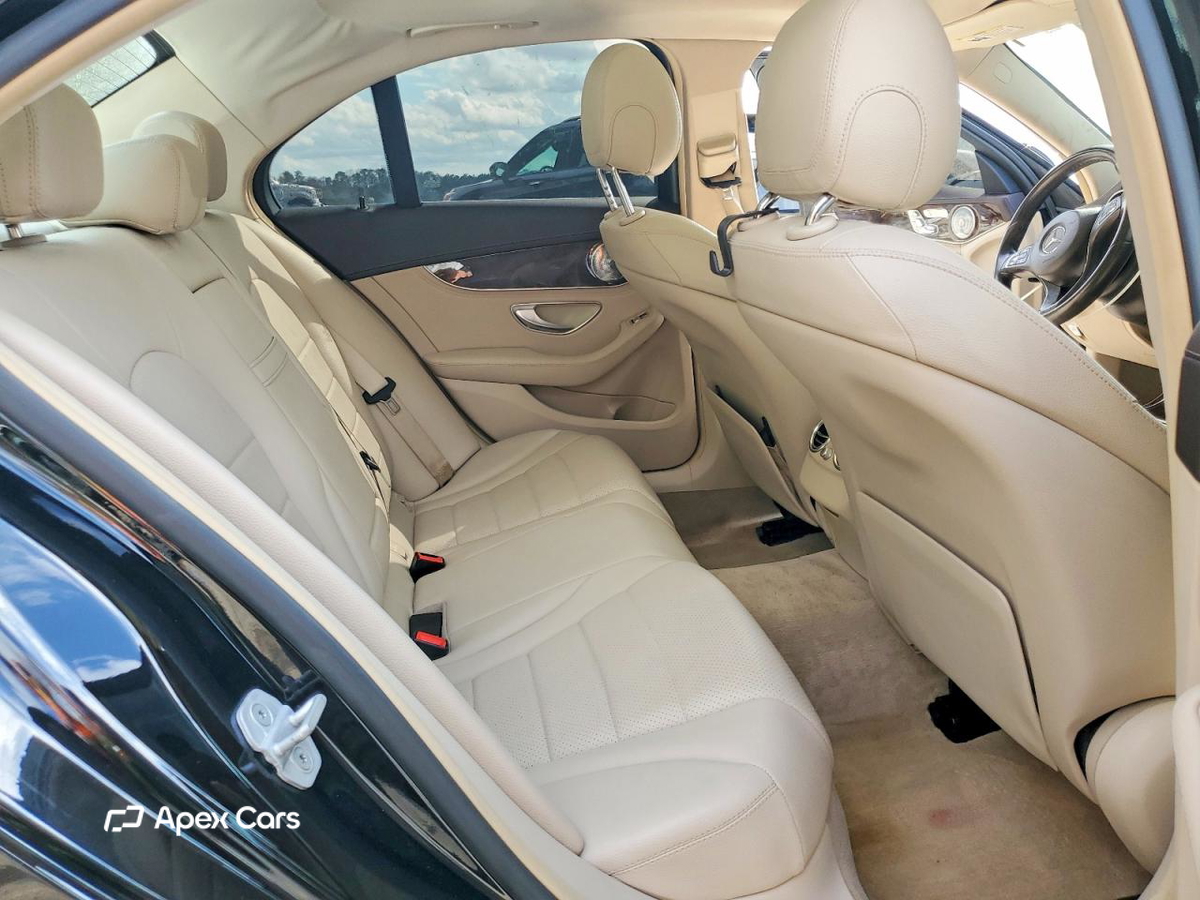 Mercedes-Benz  2015