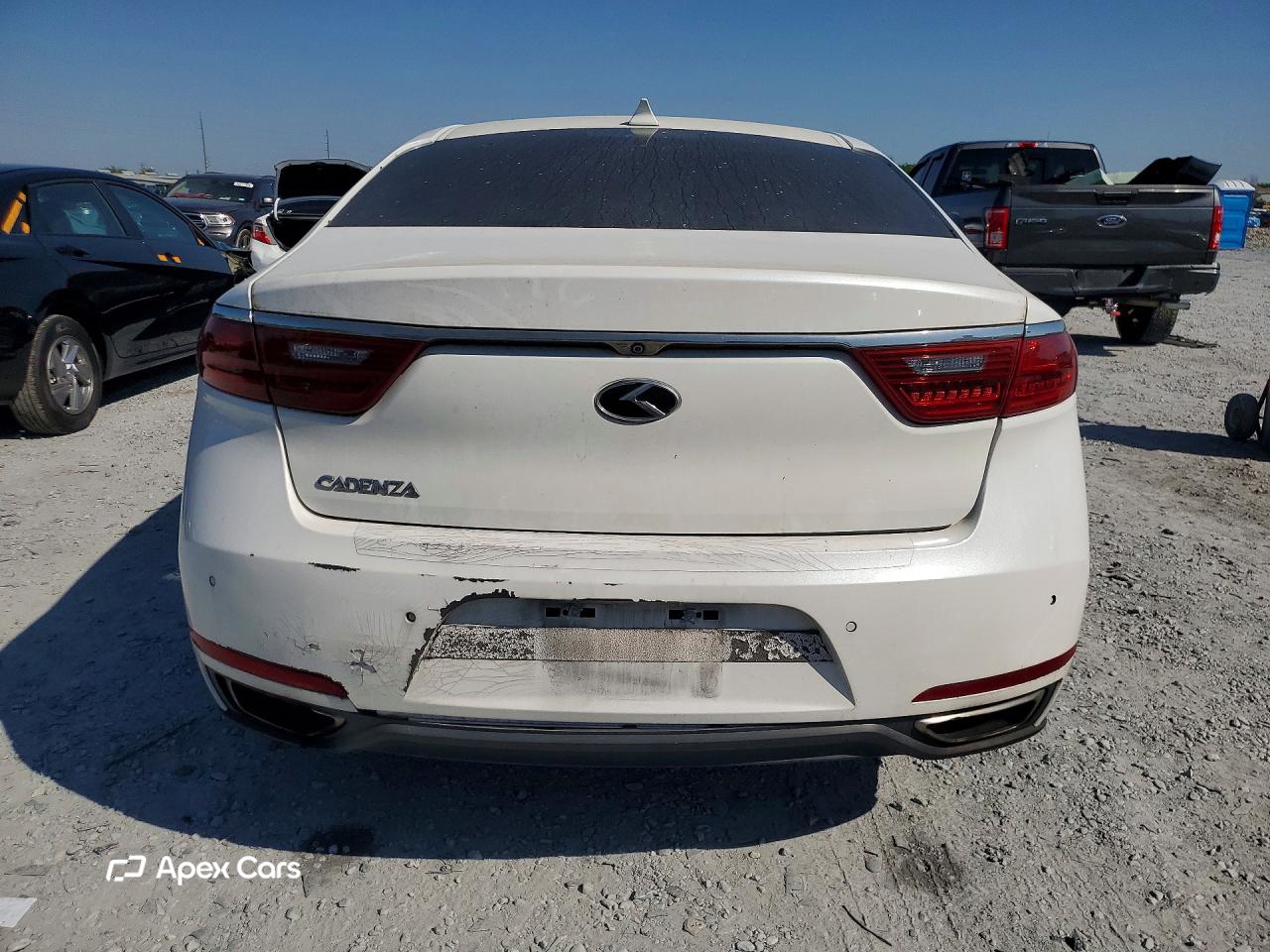 Kia Cadenza 2017
