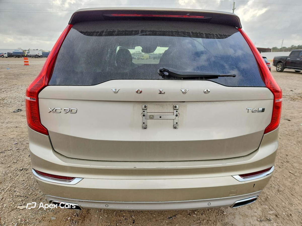Volvo XC90 2016