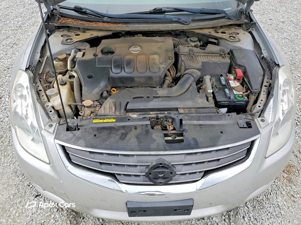 Nissan Altima 2011