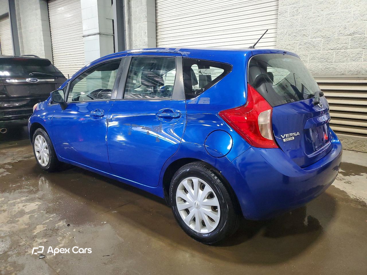 Nissan Versa 2015