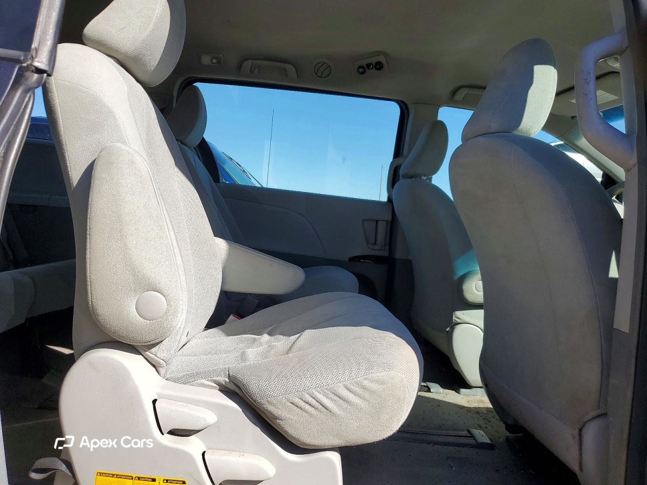 Toyota Sienna 2013