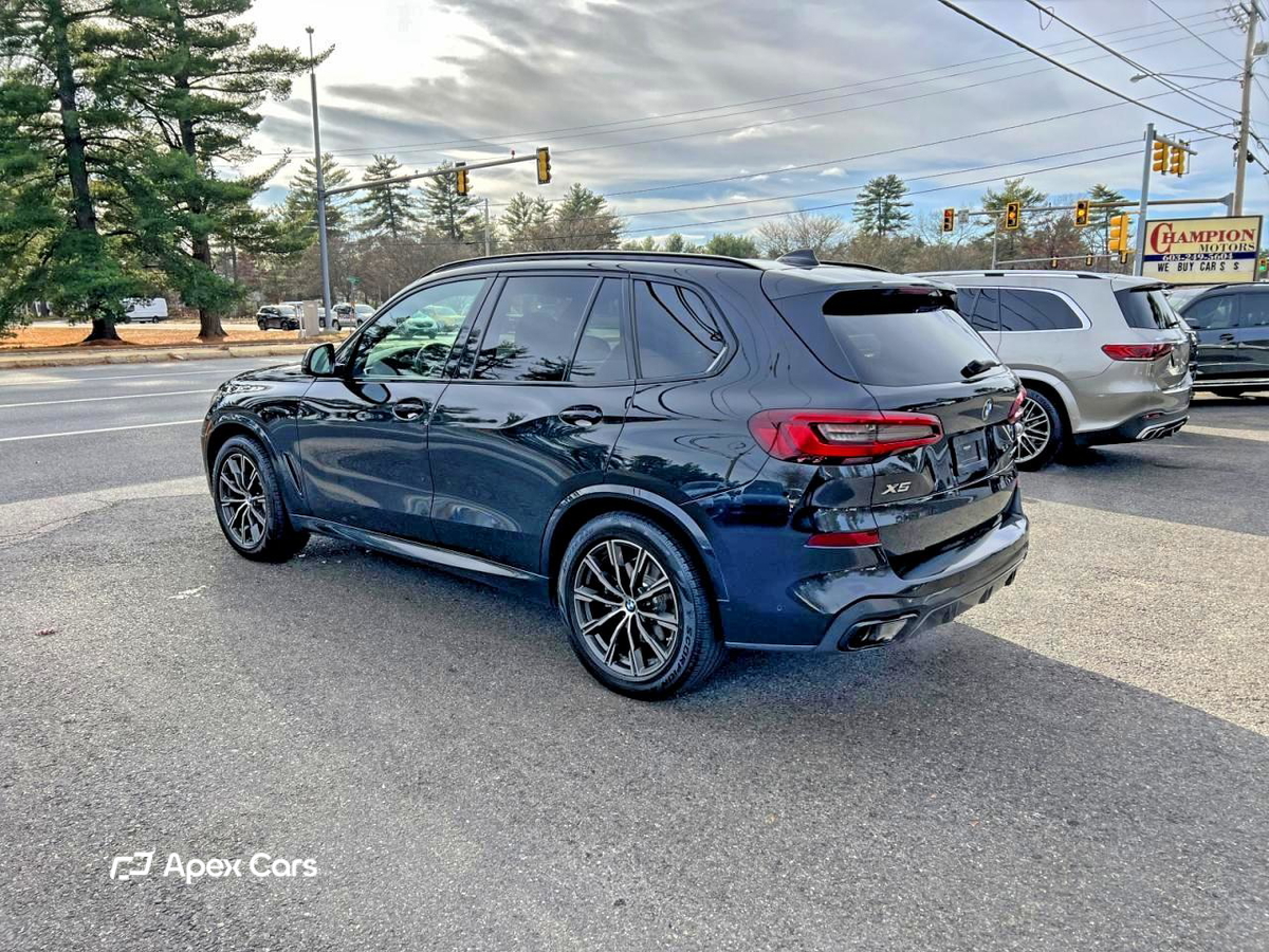 BMW X5 2021