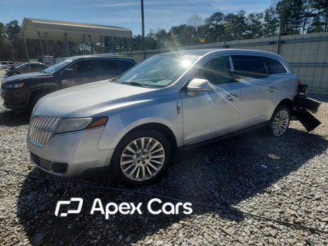 Lincoln MKT 2010 - Image 1 of 13