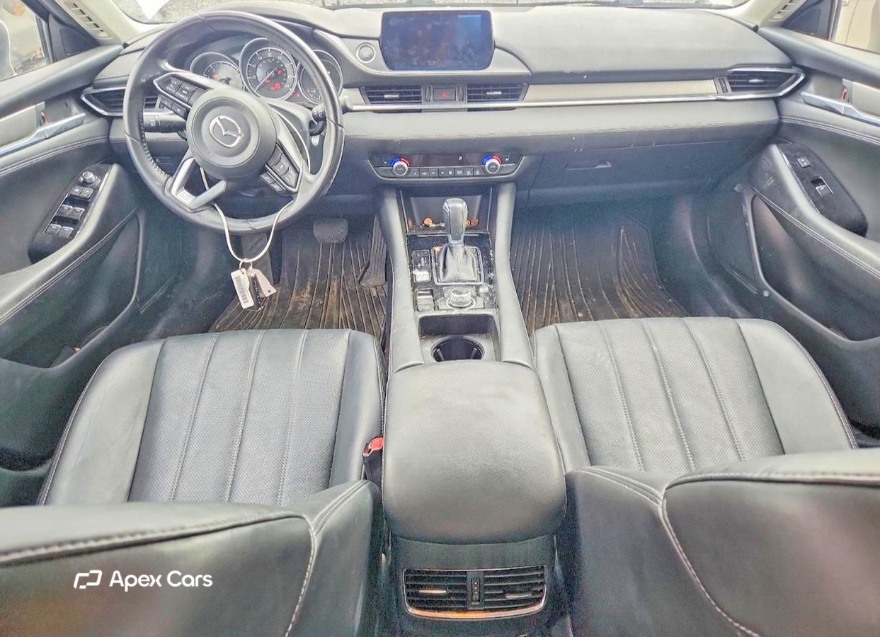 Mazda 6 2021