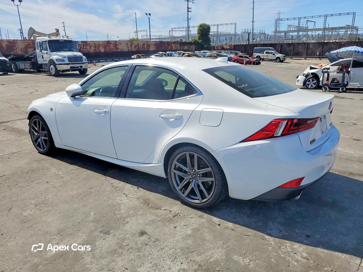Lexus IS 2016
