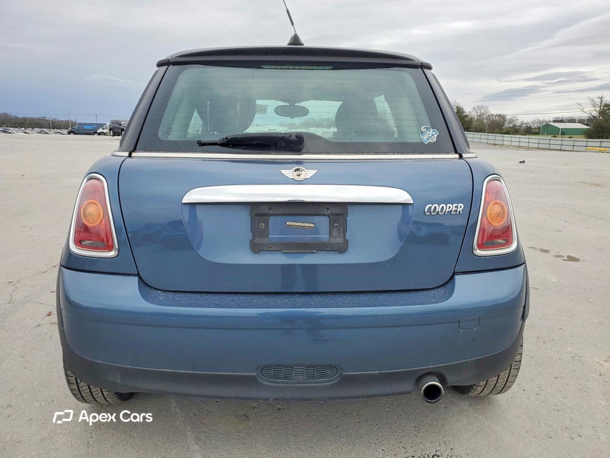 MINI Cooper 2010