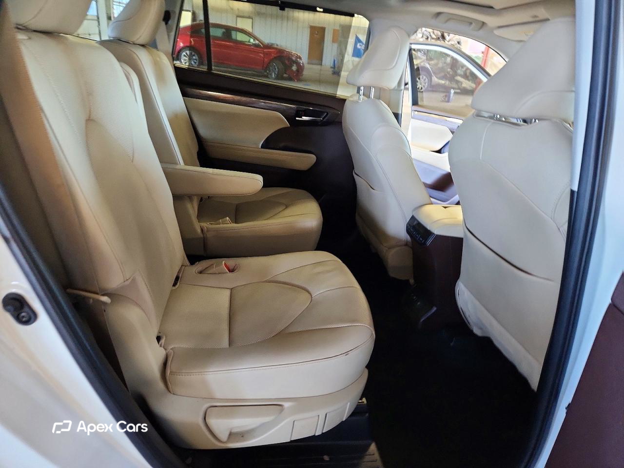 Toyota Highlander 2020