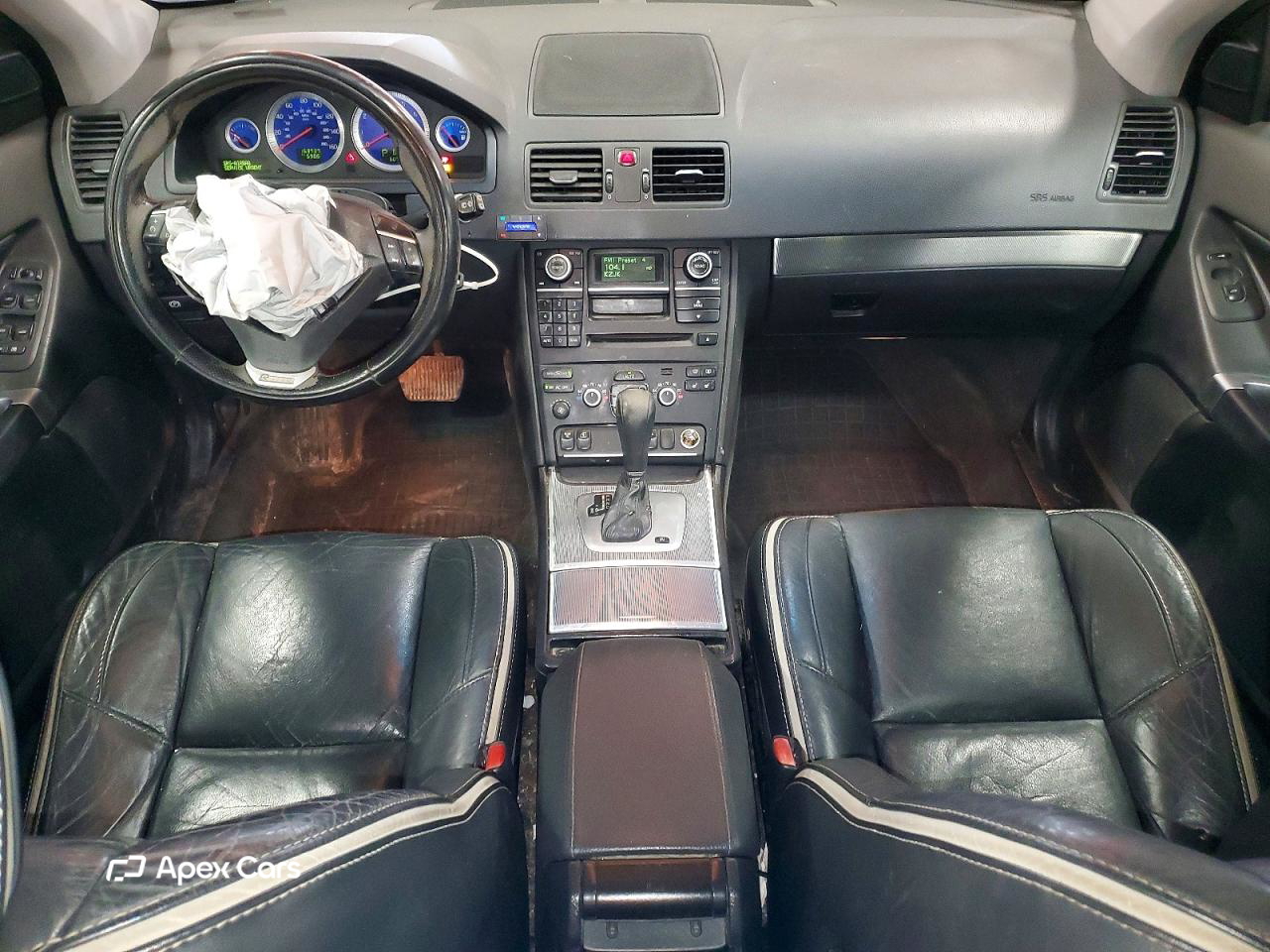 Volvo XC90 2010