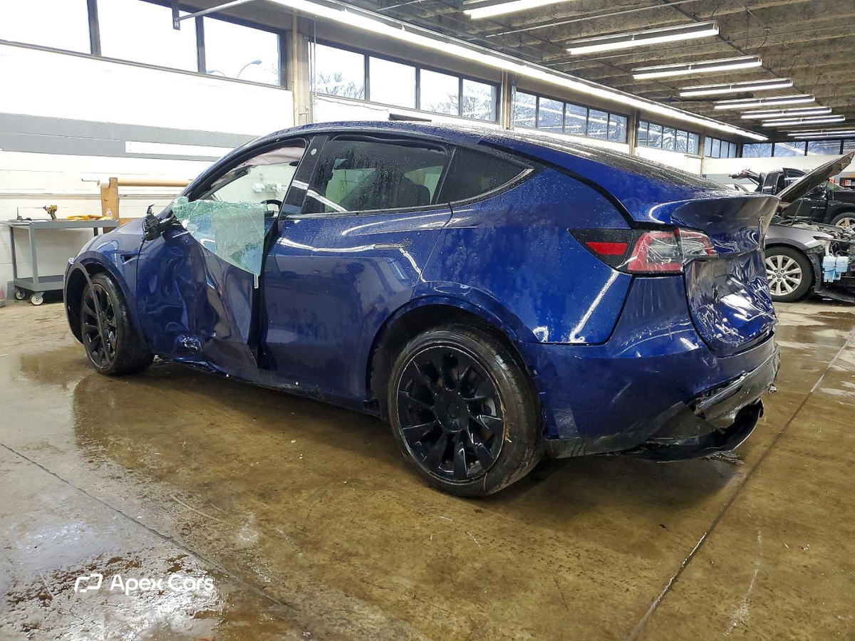 Tesla Model Y 2022