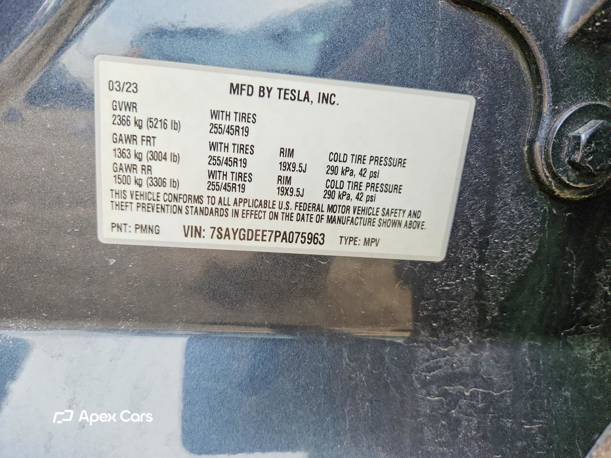 Tesla Model Y 2023