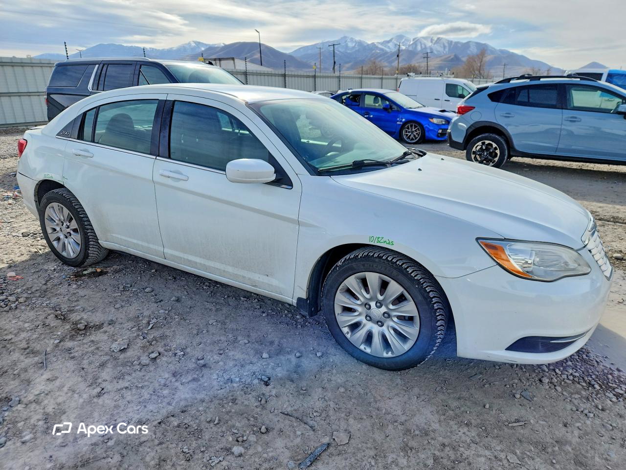 Chrysler 200 2013