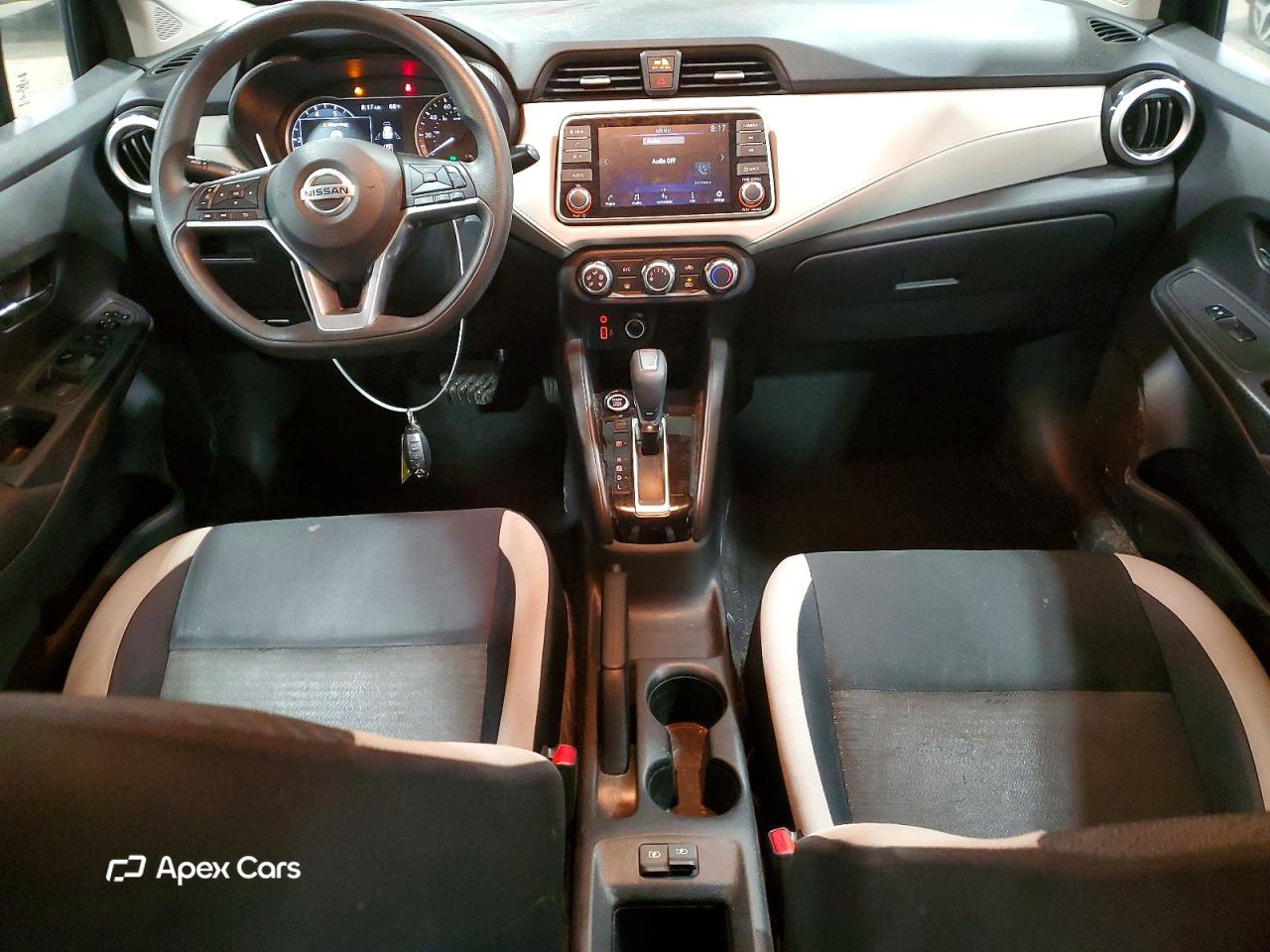 Nissan Versa 2021
