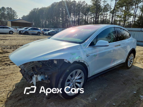 Tesla Model X 2016 - Zdjęcie 1 z 14