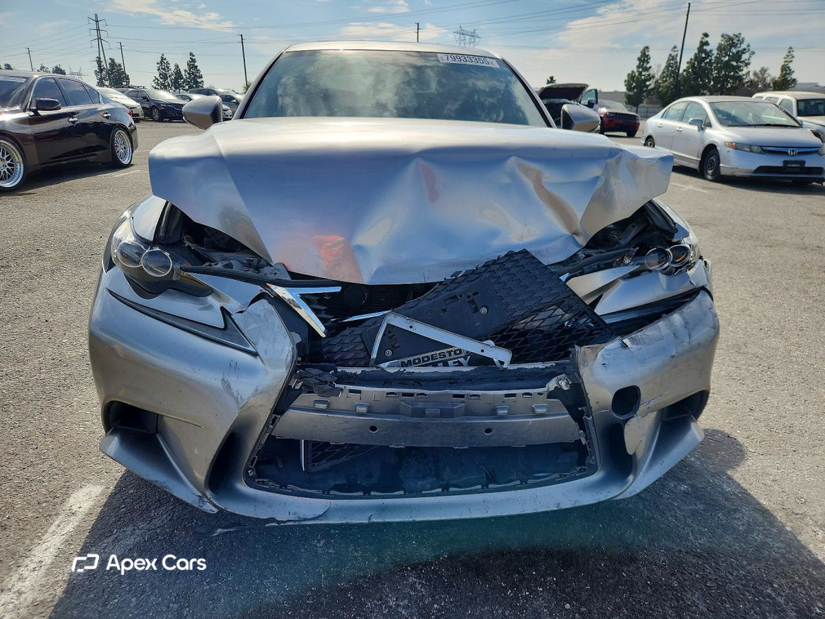 Lexus IS 2016