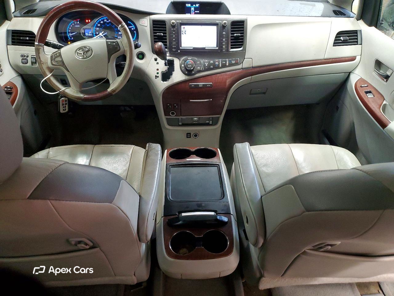 Toyota Sienna 2012