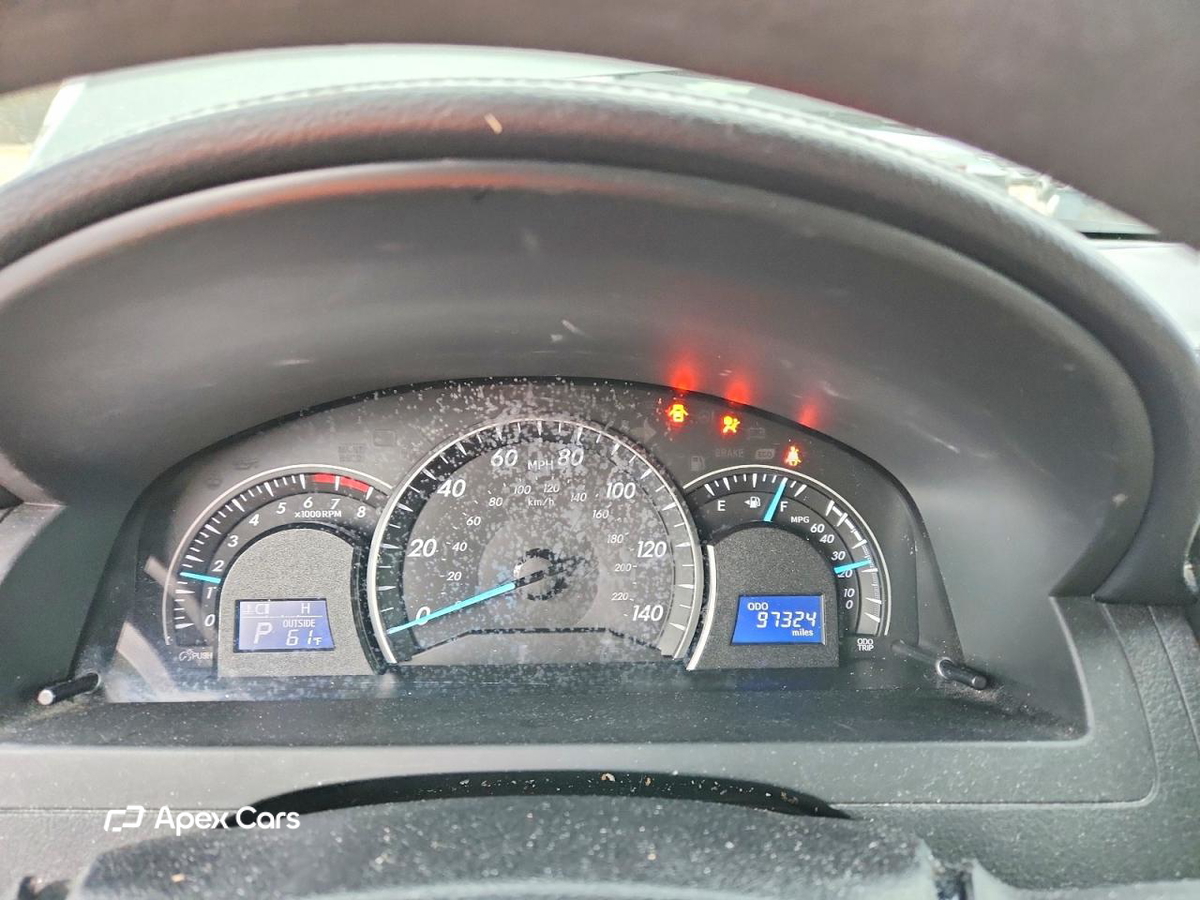 Toyota Camry 2013