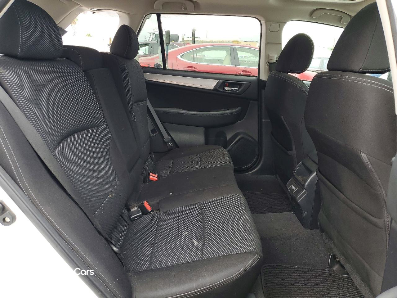 Subaru Outback 2018