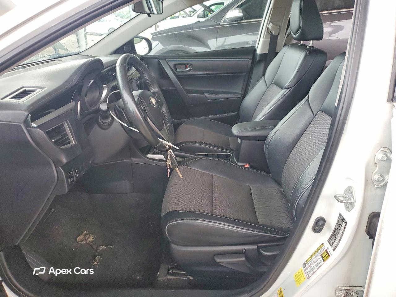 Toyota Corolla 2015