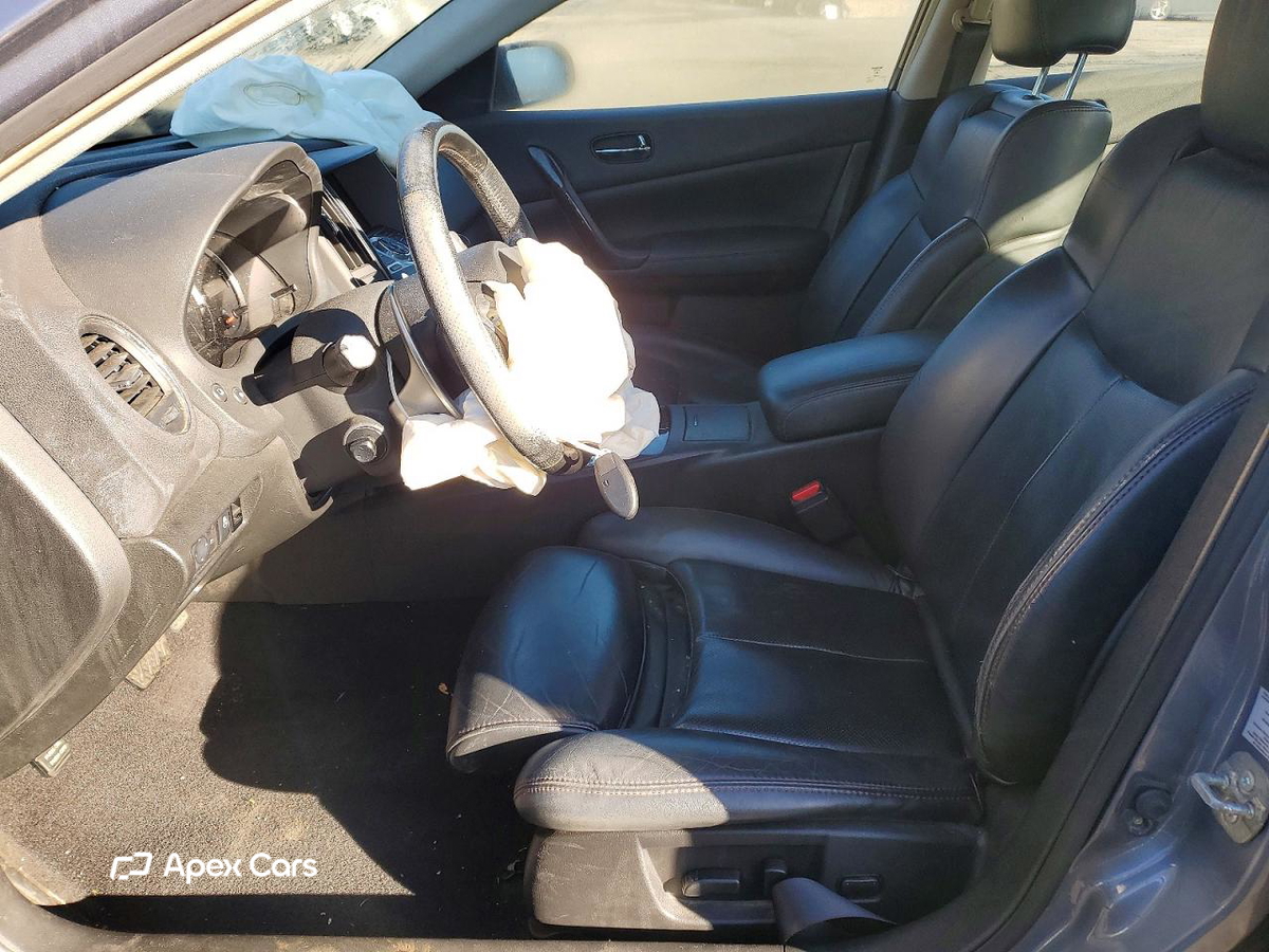 Nissan Maxima 2011