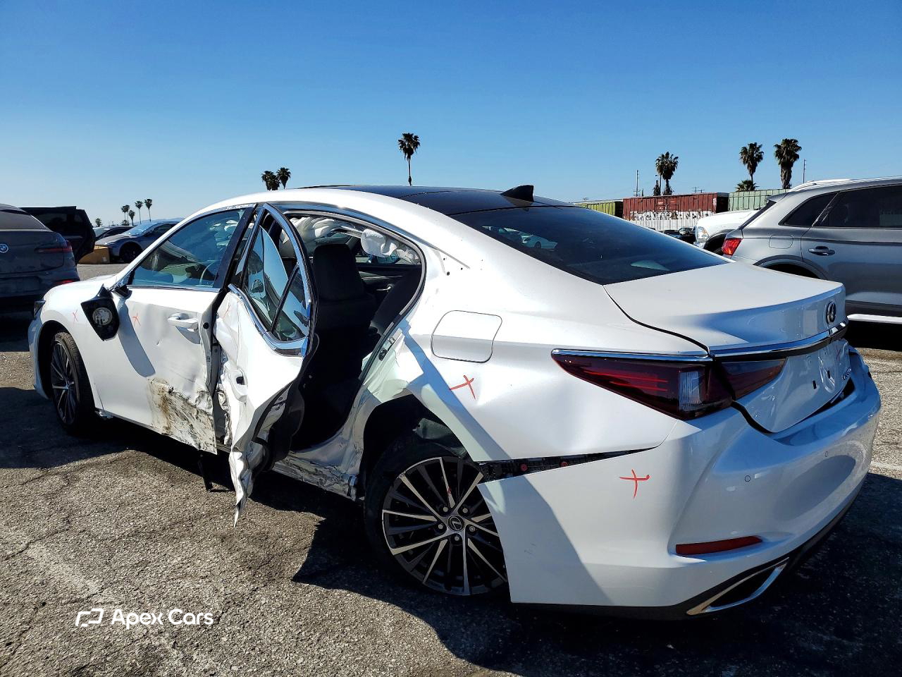 Lexus ES 2025