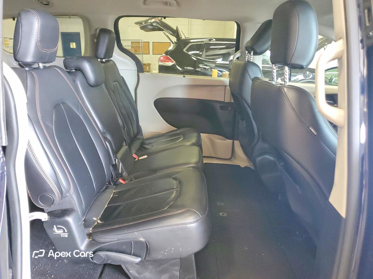 Chrysler Pacifica 2017