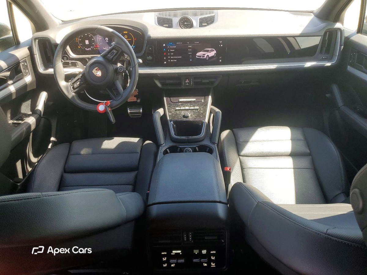 Porsche Cayenne 2024