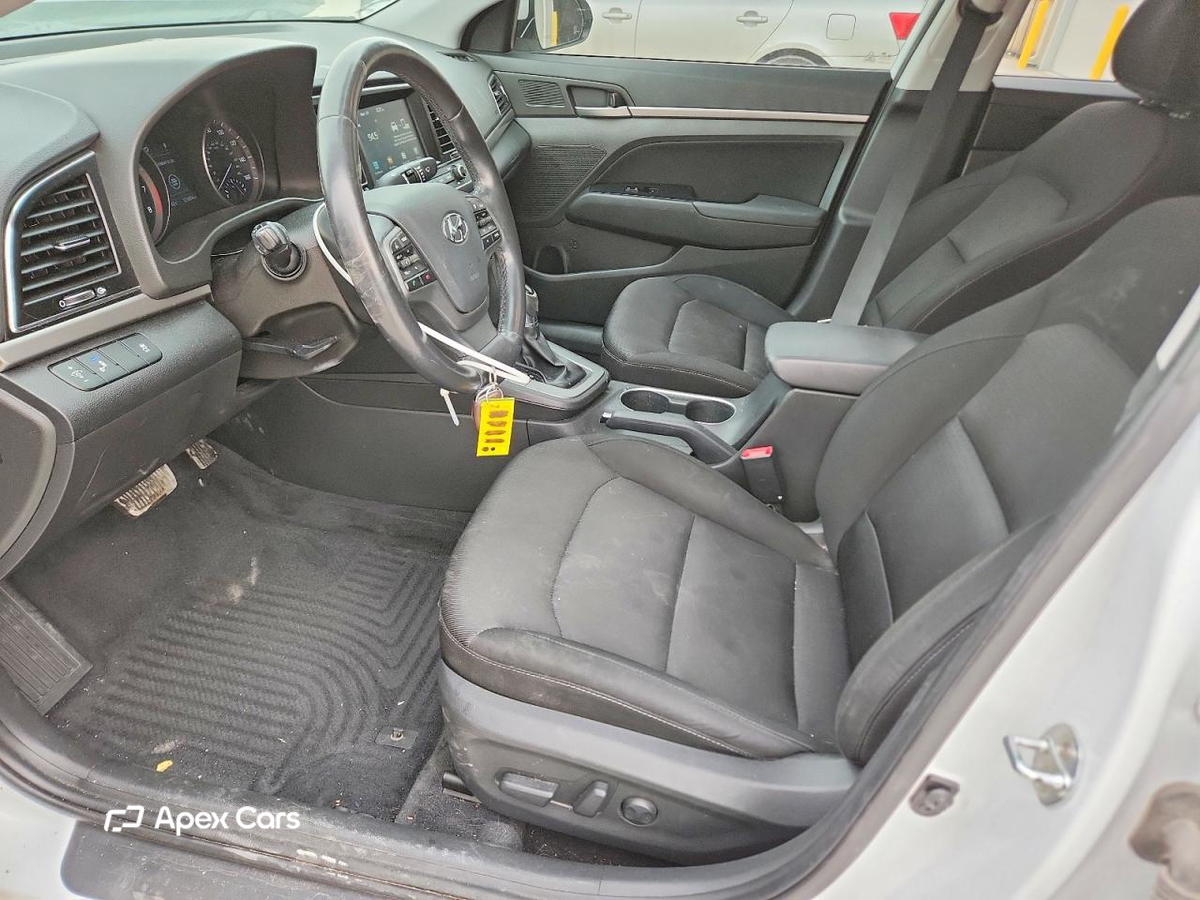 Hyundai Elantra 2017