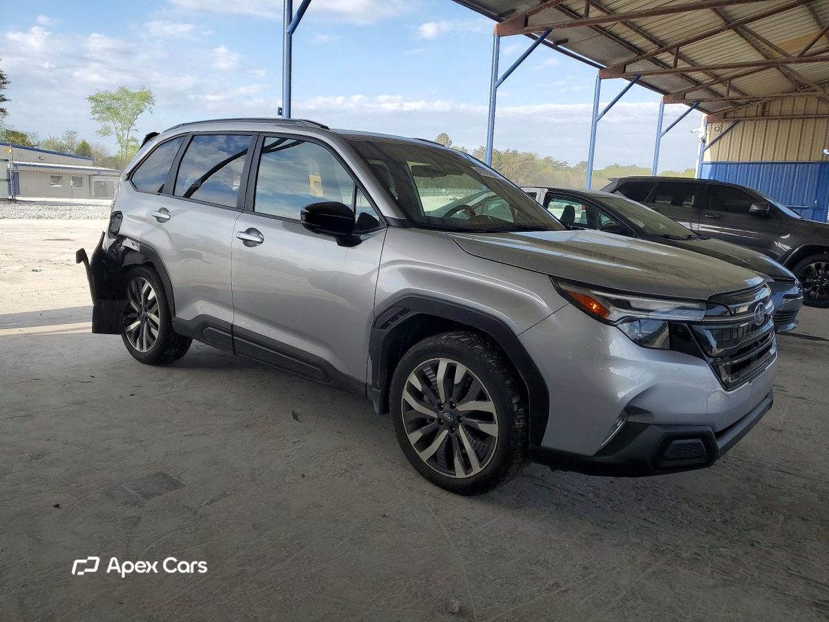 Subaru Forester 2025