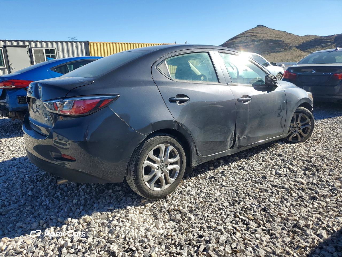 Scion iA 2016