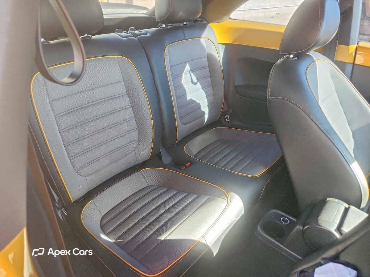 Volkswagen Beetle 2016