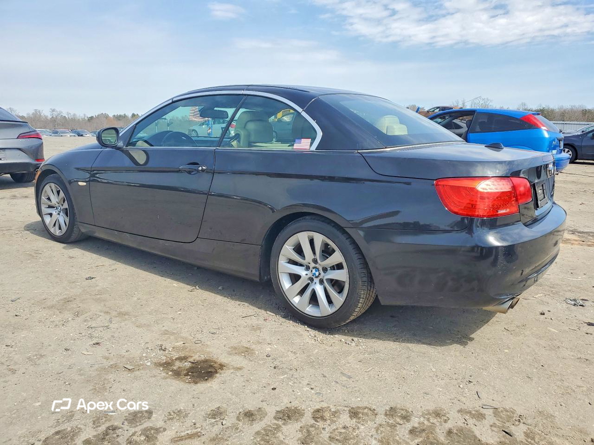 BMW Series 3 2011