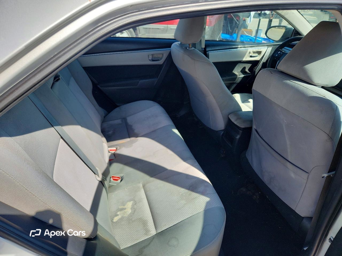 Toyota Corolla 2015