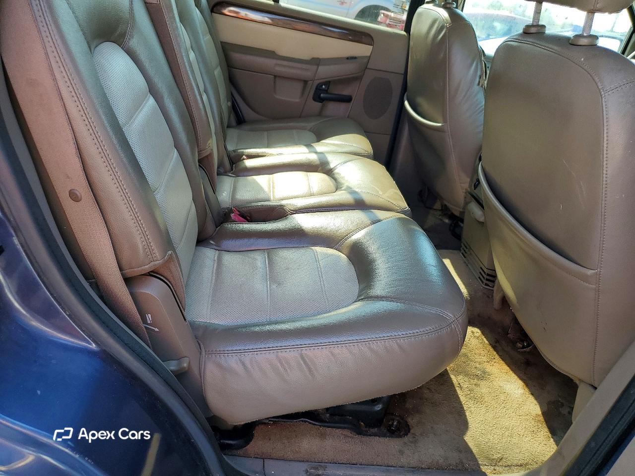 Ford Explorer 2004