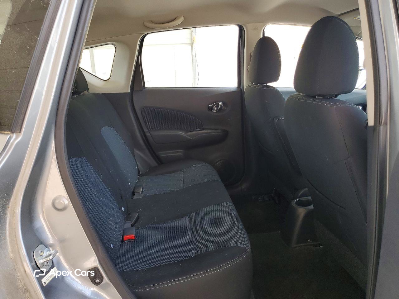 Nissan Versa 2015