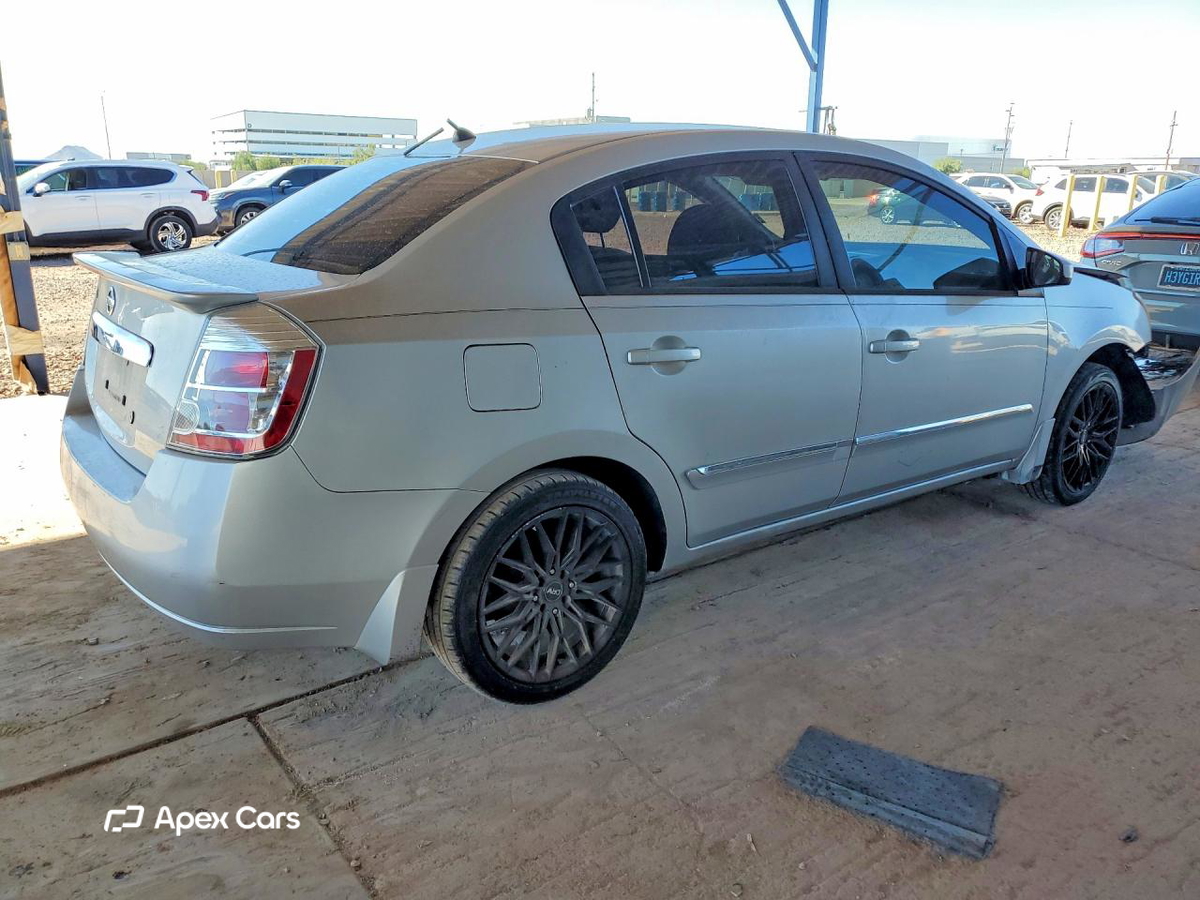 Nissan Sentra 2011