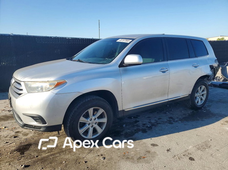 Toyota Highlander 2013 - Image 1 of 14