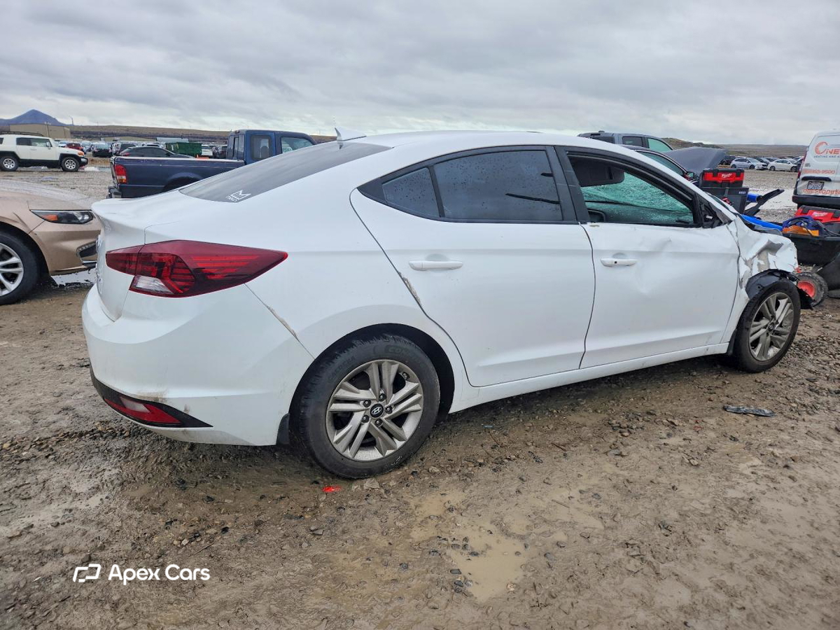 Hyundai Elantra 2020
