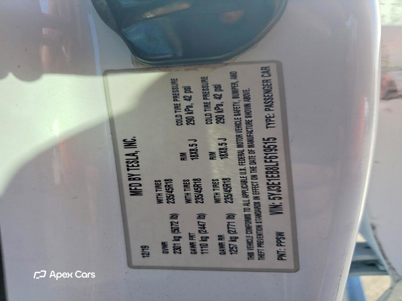 Tesla Model 3 2020