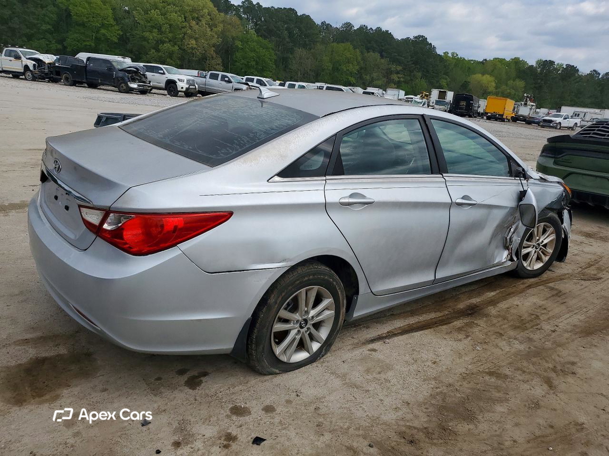 Hyundai Sonata 2013